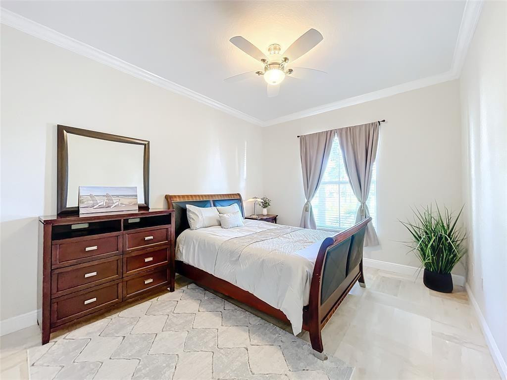 PALOMA LAKES - Residential