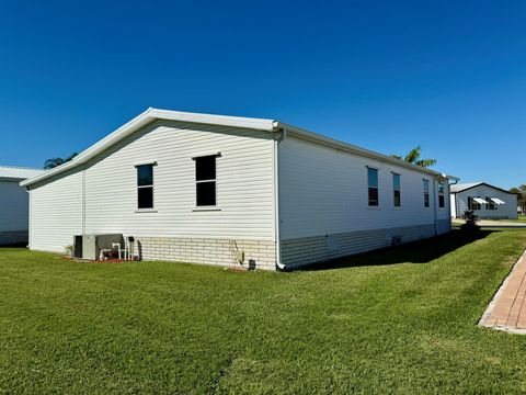 A home in Okeechobee