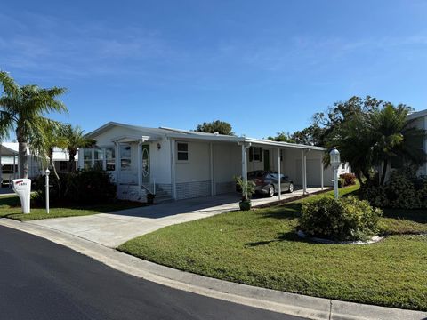 A home in Okeechobee