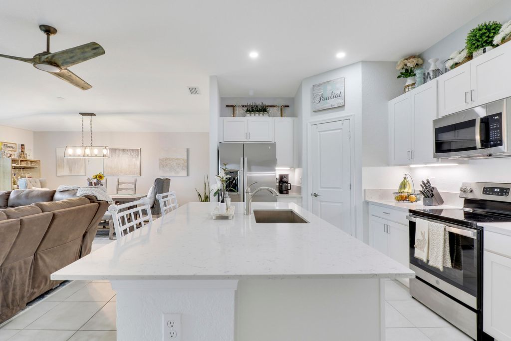 Photo of 747 Worlington Lane, Fort Pierce, FL 34947 (MLS # R10970381)