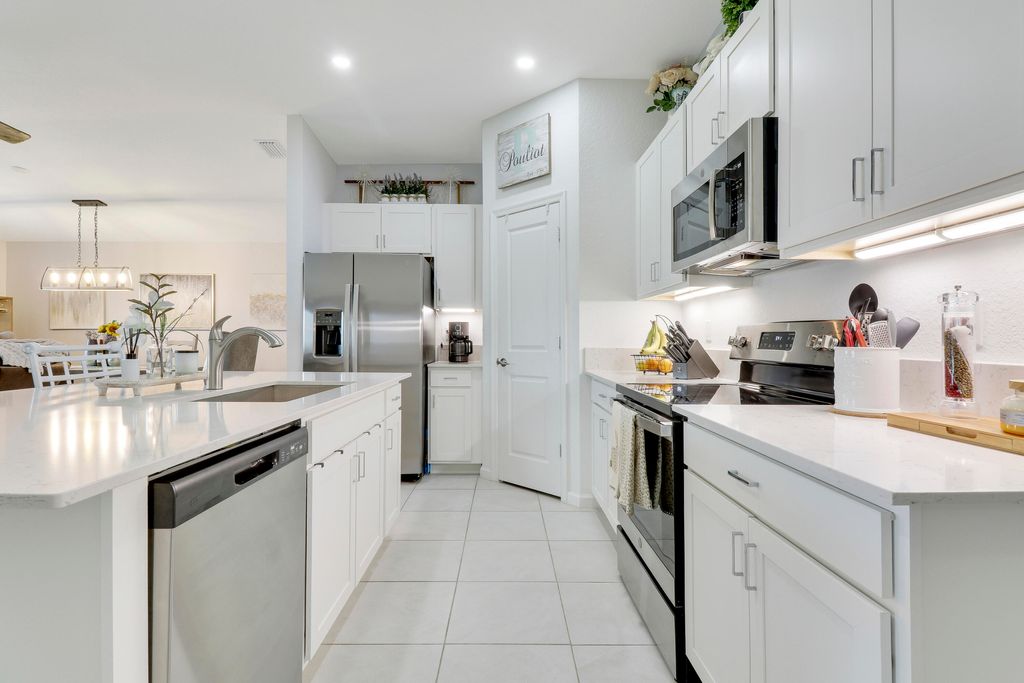 Photo of 747 Worlington Lane, Fort Pierce, FL 34947 (MLS # R10970381)