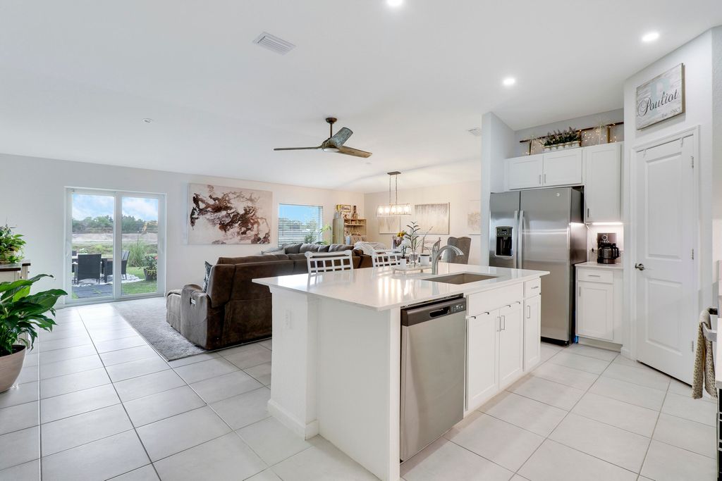 Photo of 747 Worlington Lane, Fort Pierce, FL 34947 (MLS # R10970381)