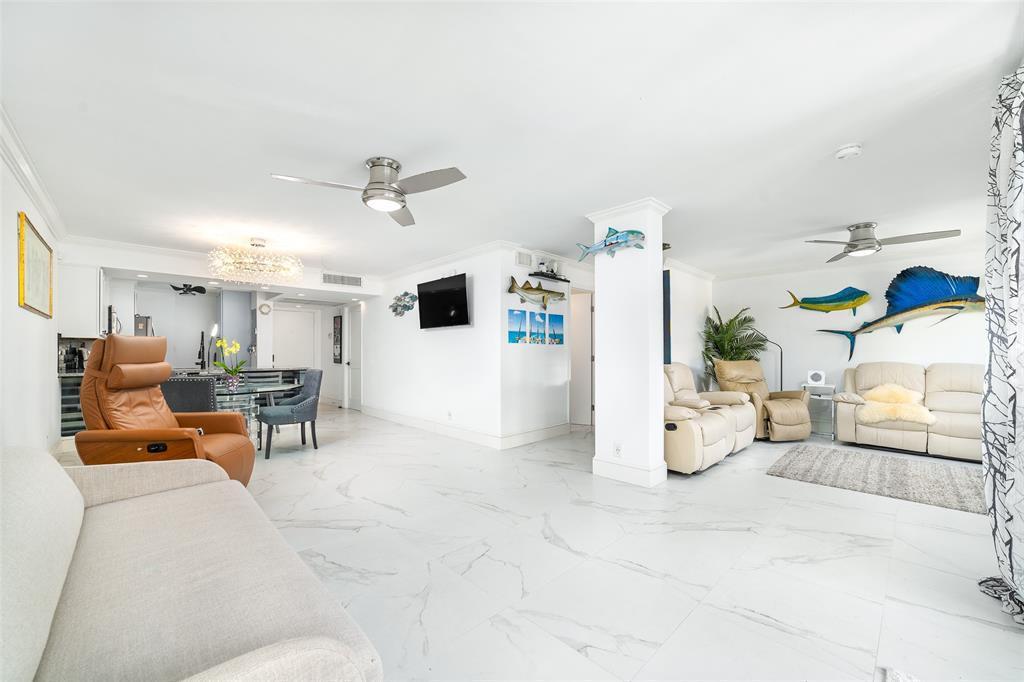12 Royal Palm Way Unit 103