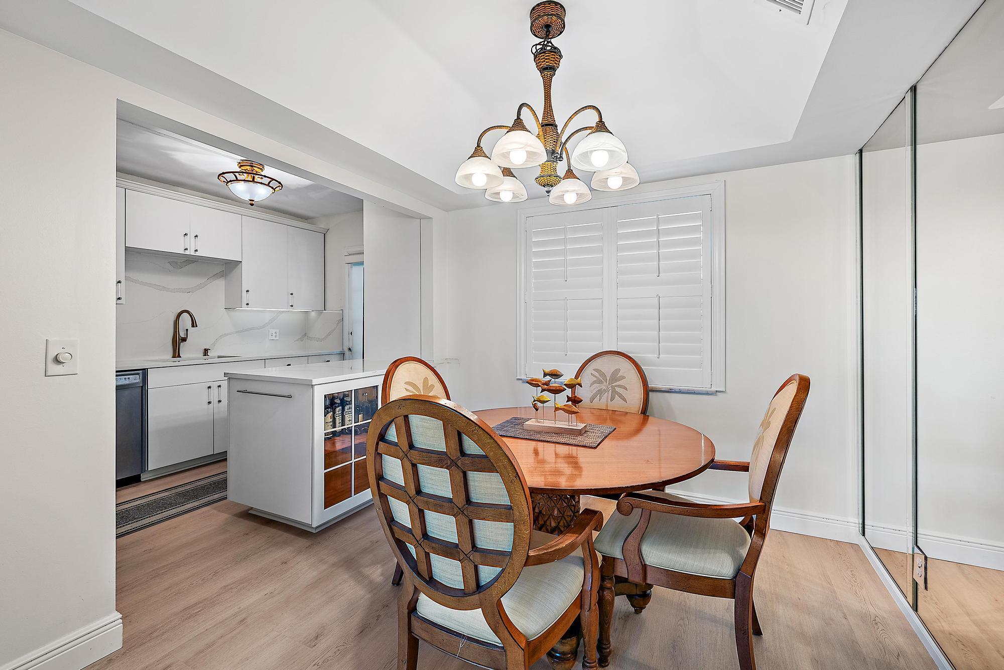 2185 Ibis Isle Road 7