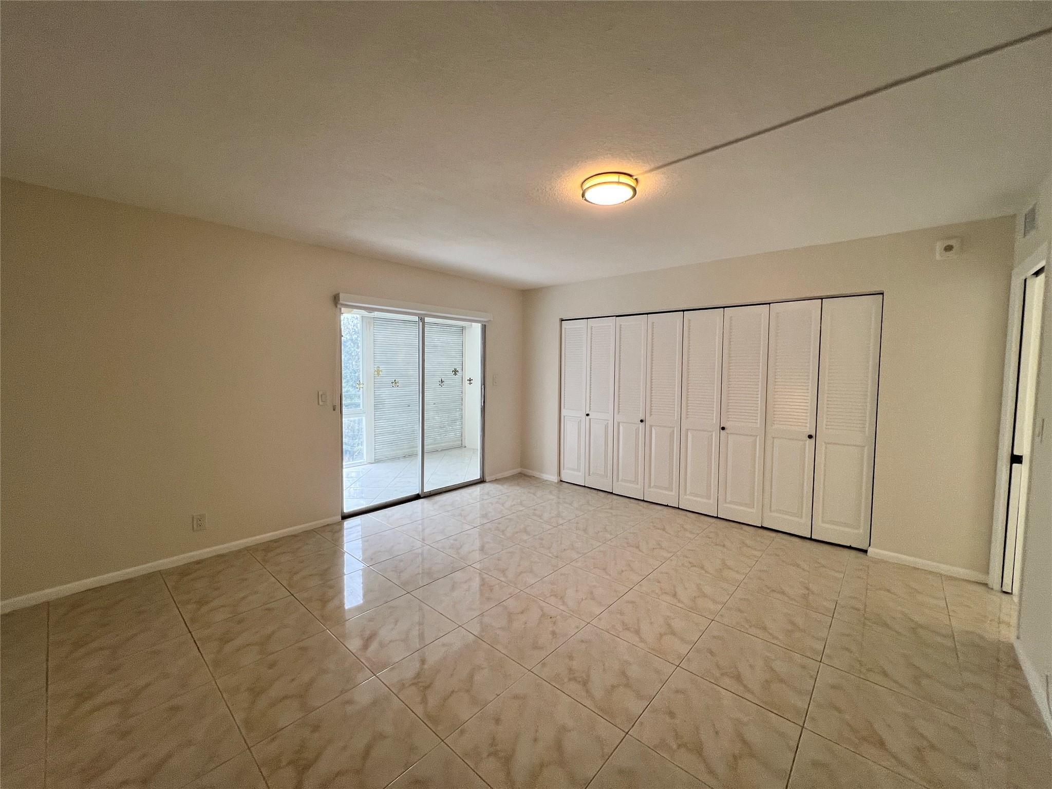 NEWPORT H CONDO - Residential