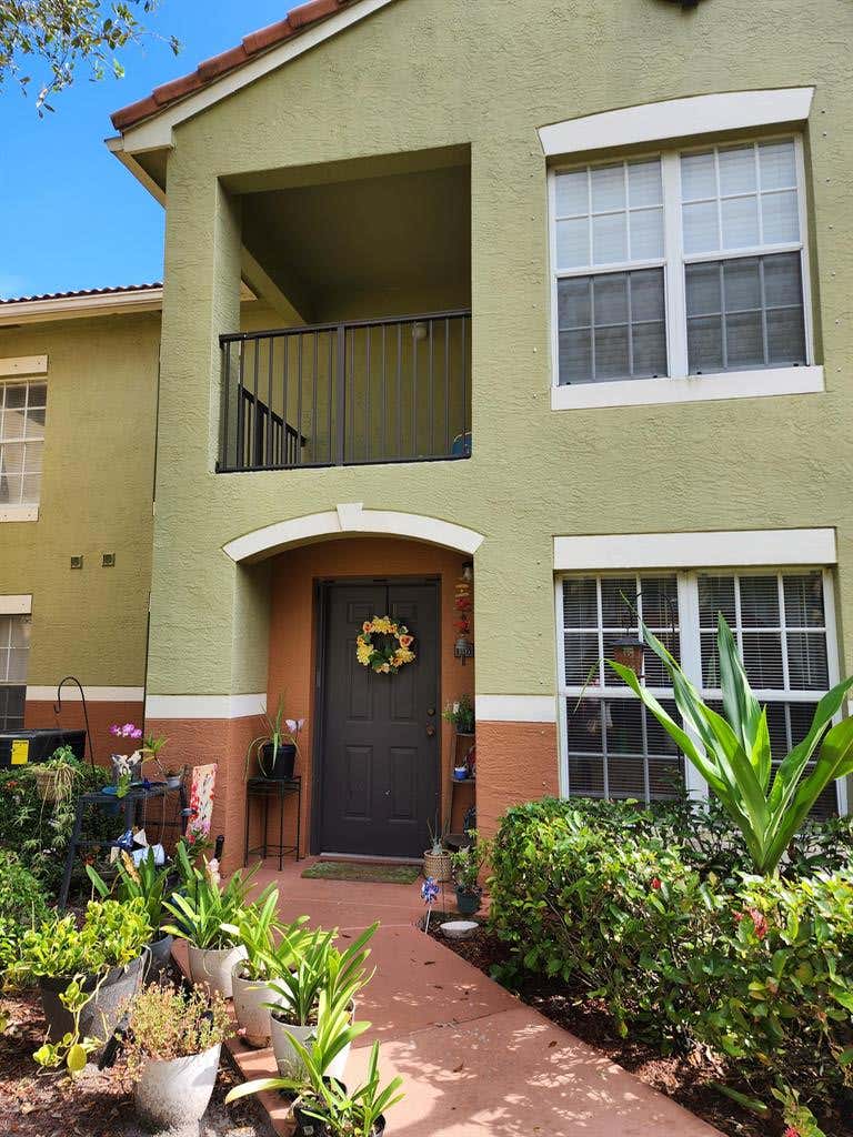 Photo of 10324 Fox Trail Road Rd #1103, Royal Palm Beach, FL 33411 (MLS # R10832995)