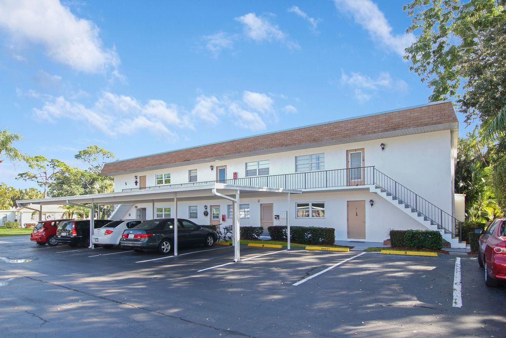 Photo of 2950 SE Ocean Boulevard #5-3, Stuart, FL 34996 (MLS # R10767793)