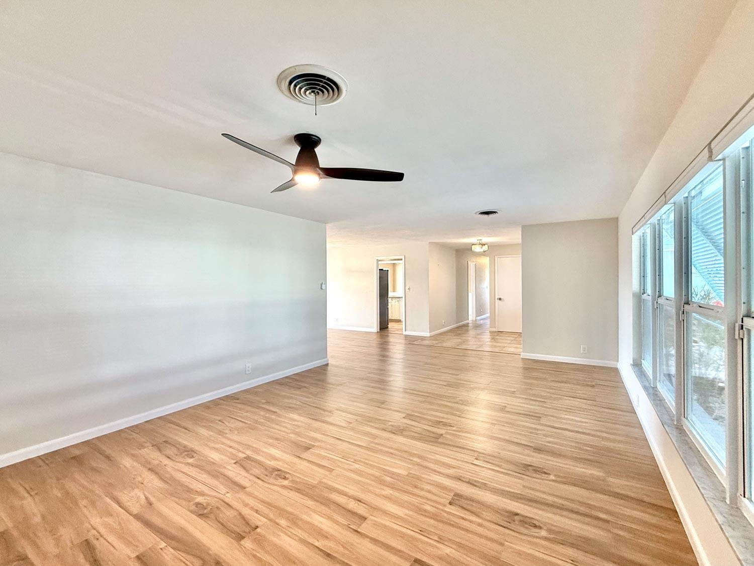 726 10TH Court
