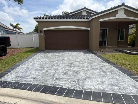 Tiny photo for 4572 SW 14th Street, Deerfield Beach, FL 33442 (MLS # B26011275)