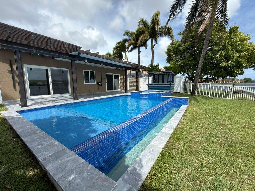 OLYMPIA & YORK RESIDENTIAL PLAT - Residential