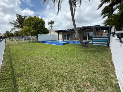 Tiny photo for 4572 SW 14th Street, Deerfield Beach, FL 33442 (MLS # B26011275)