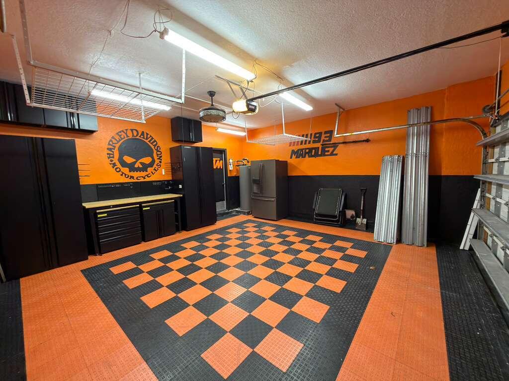 OLYMPIA & YORK RESIDENTIAL PLAT - Residential