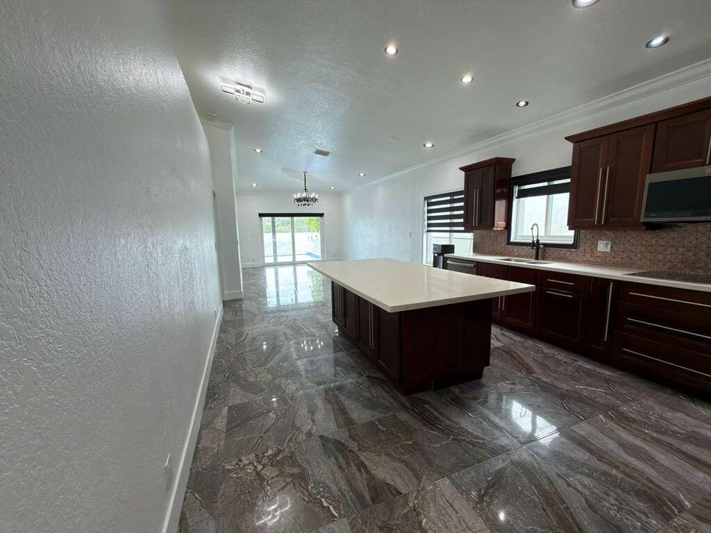 OLYMPIA & YORK RESIDENTIAL PLAT - Residential