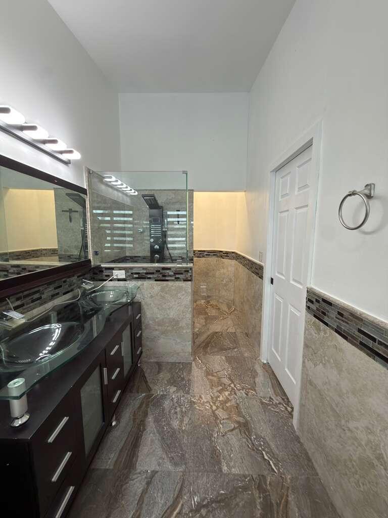 OLYMPIA & YORK RESIDENTIAL PLAT - Residential