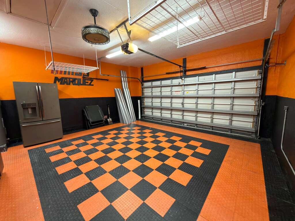 OLYMPIA & YORK RESIDENTIAL PLAT - Residential