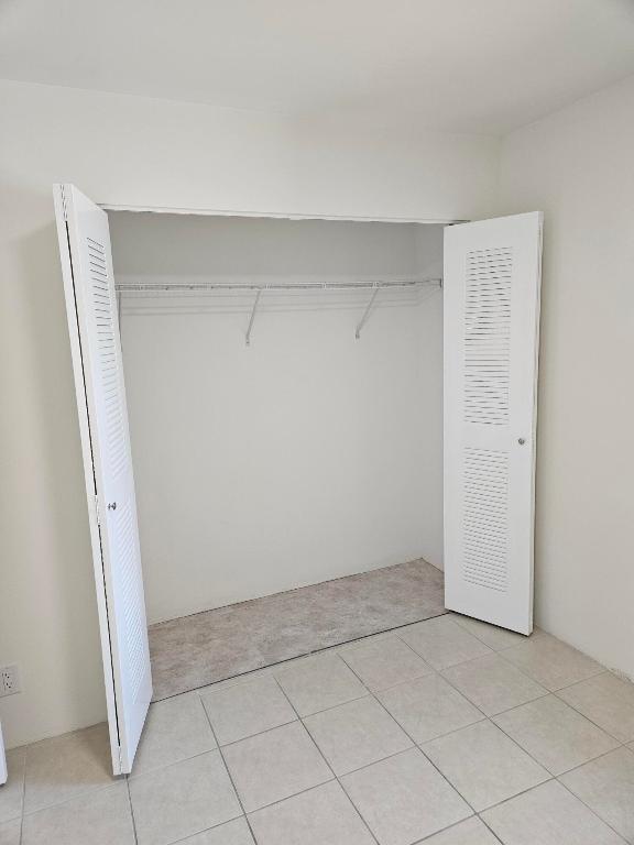 EVERGREEN I OF VILLS OF ORIOLE CONDO - Residential Lease