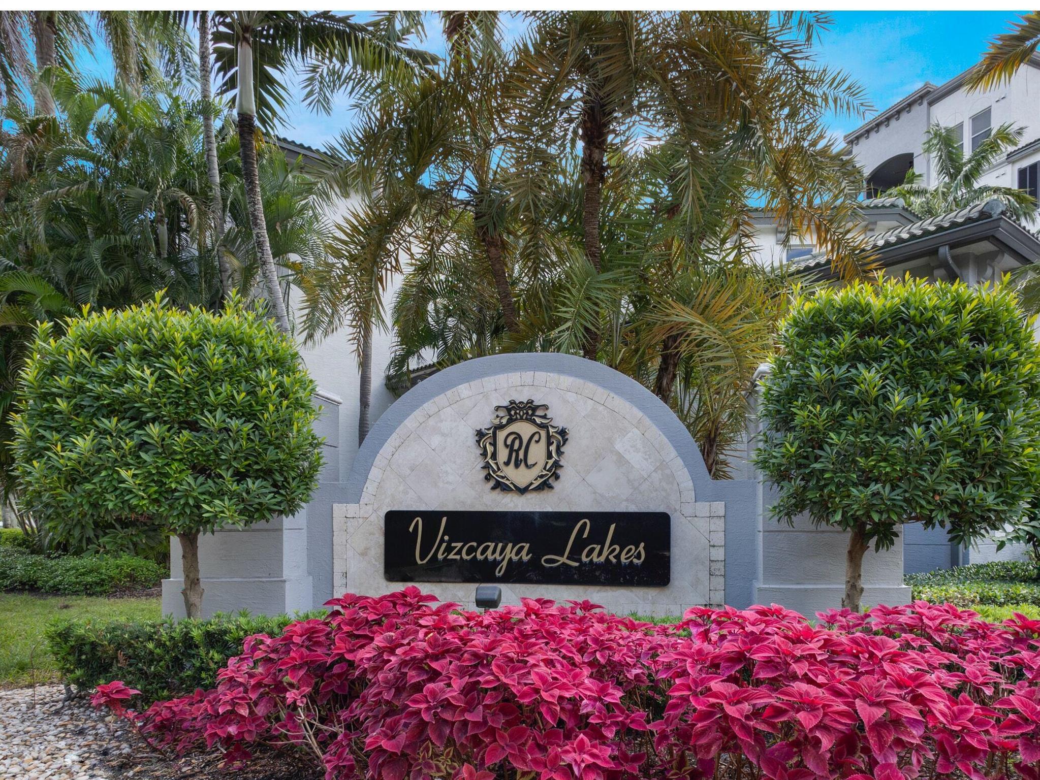 VIZCAYA LAKES CONDO - Residential