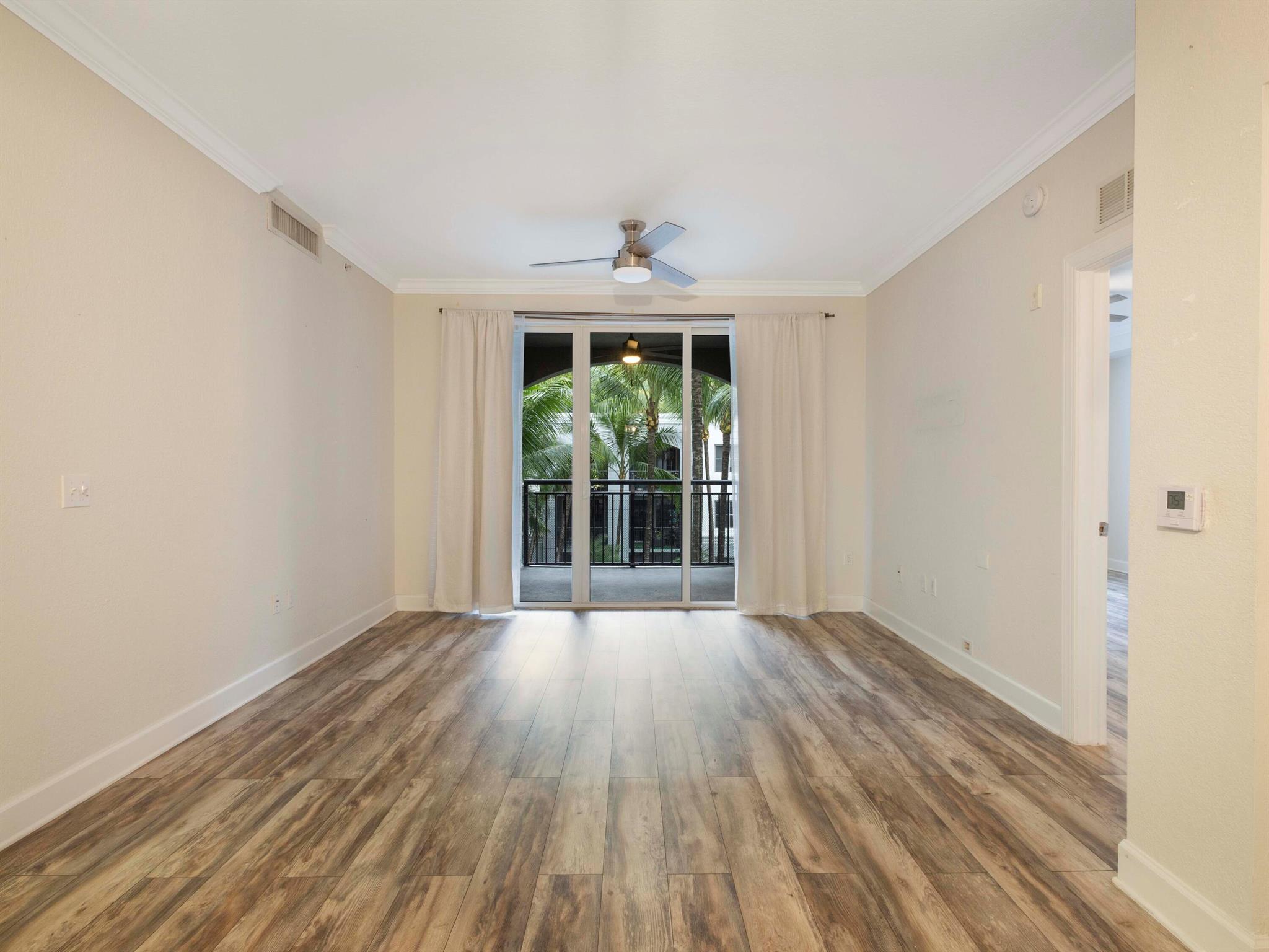VIZCAYA LAKES CONDO - Residential