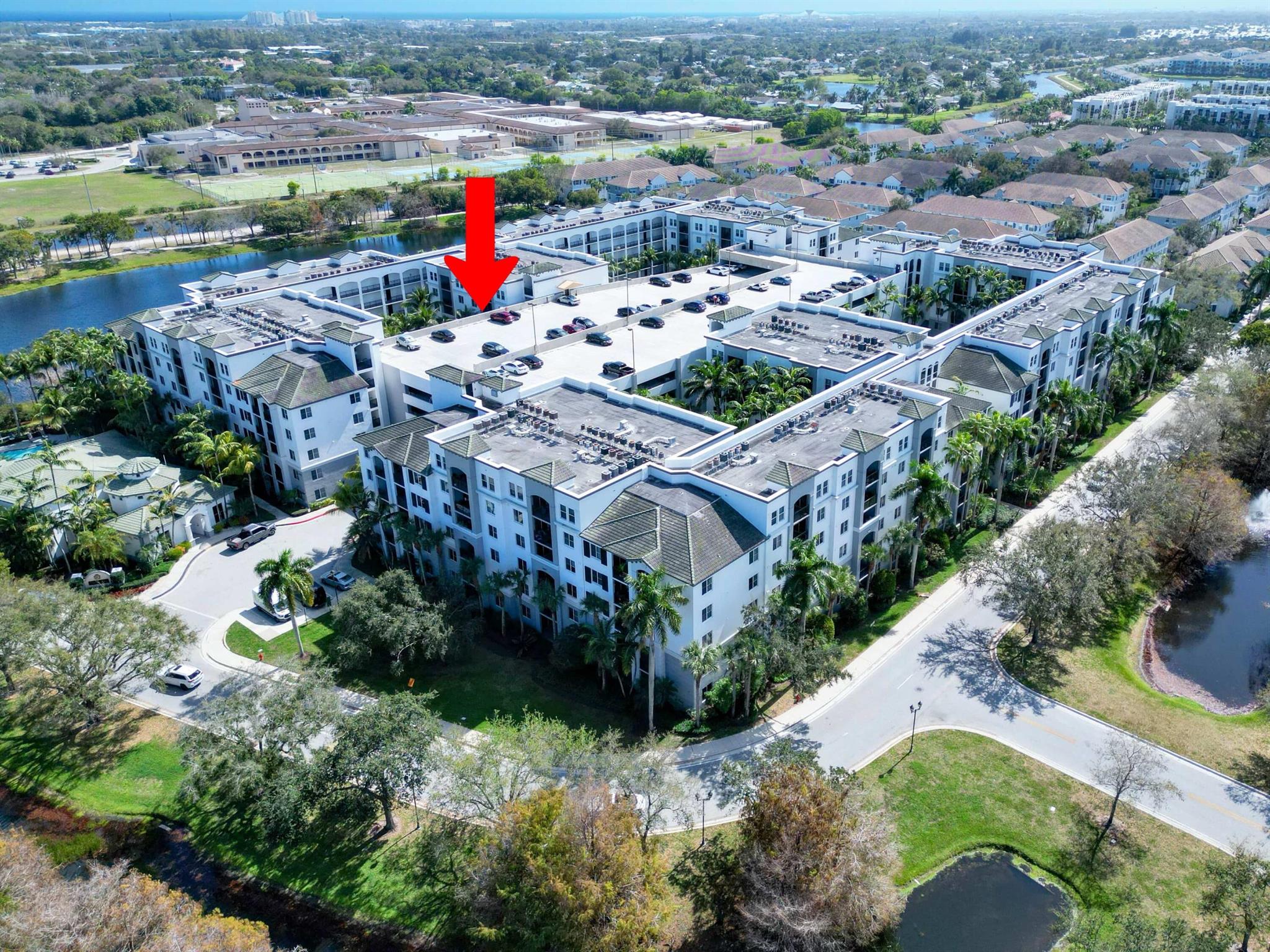 VIZCAYA LAKES CONDO - Residential