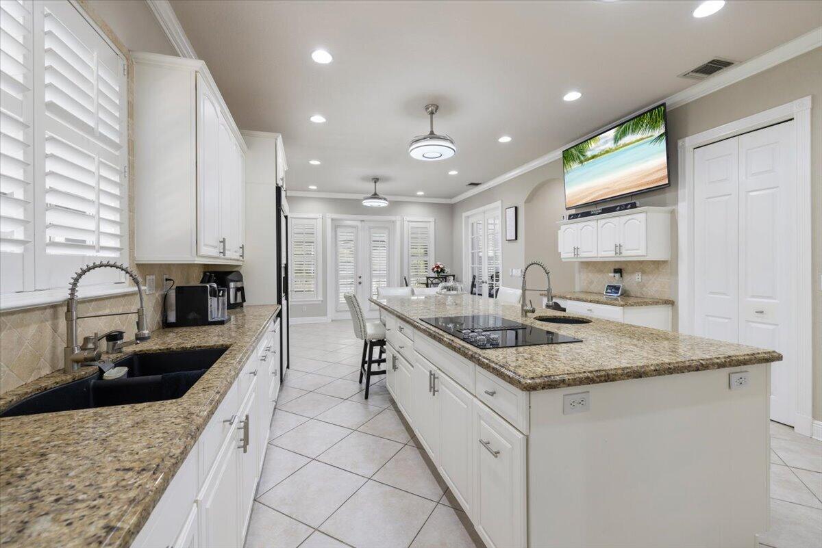 WINDING CREEK - Residential