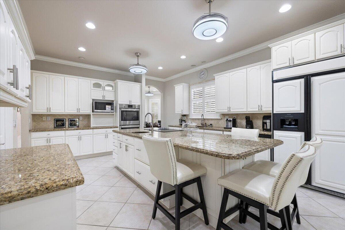 WINDING CREEK - Residential