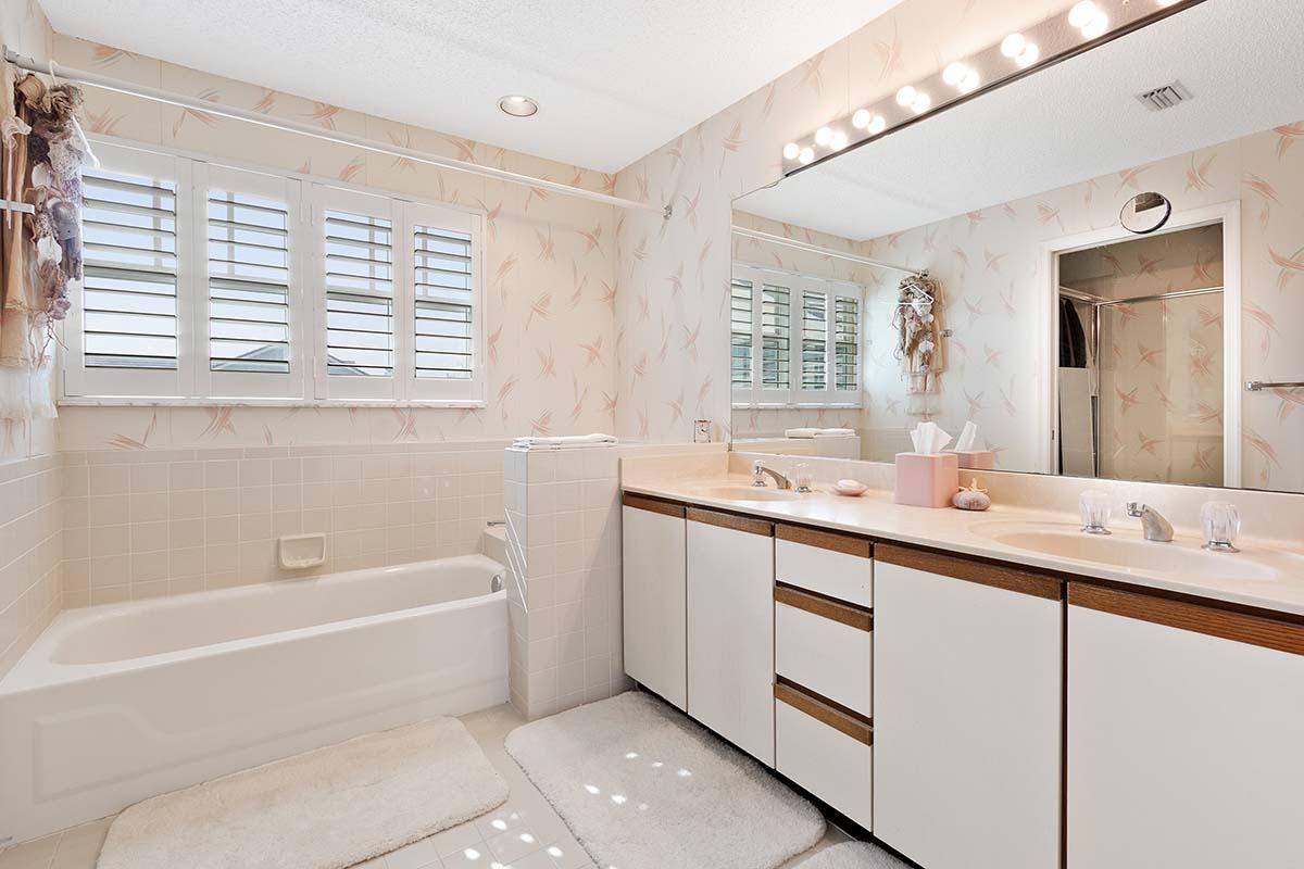 SEA COLONY CONDO - Residential