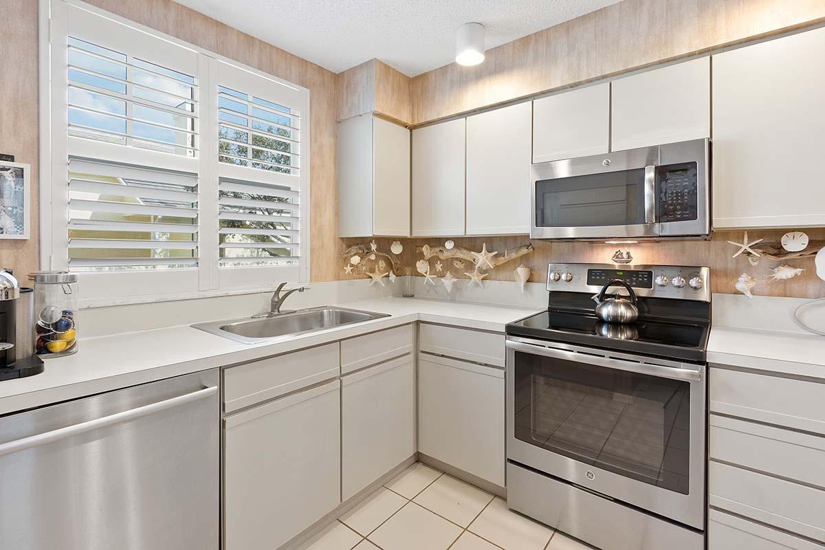 SEA COLONY CONDO - Residential