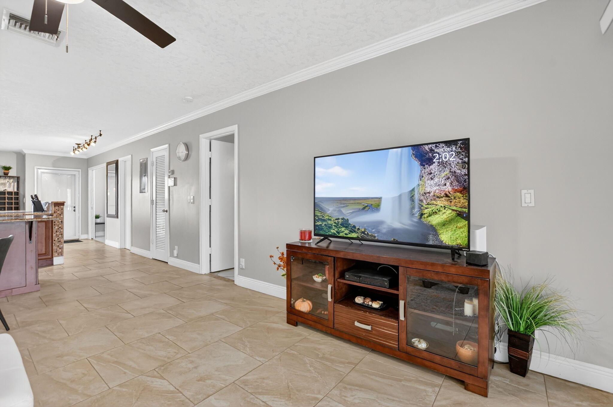 PINES OF DELRAY - Residential