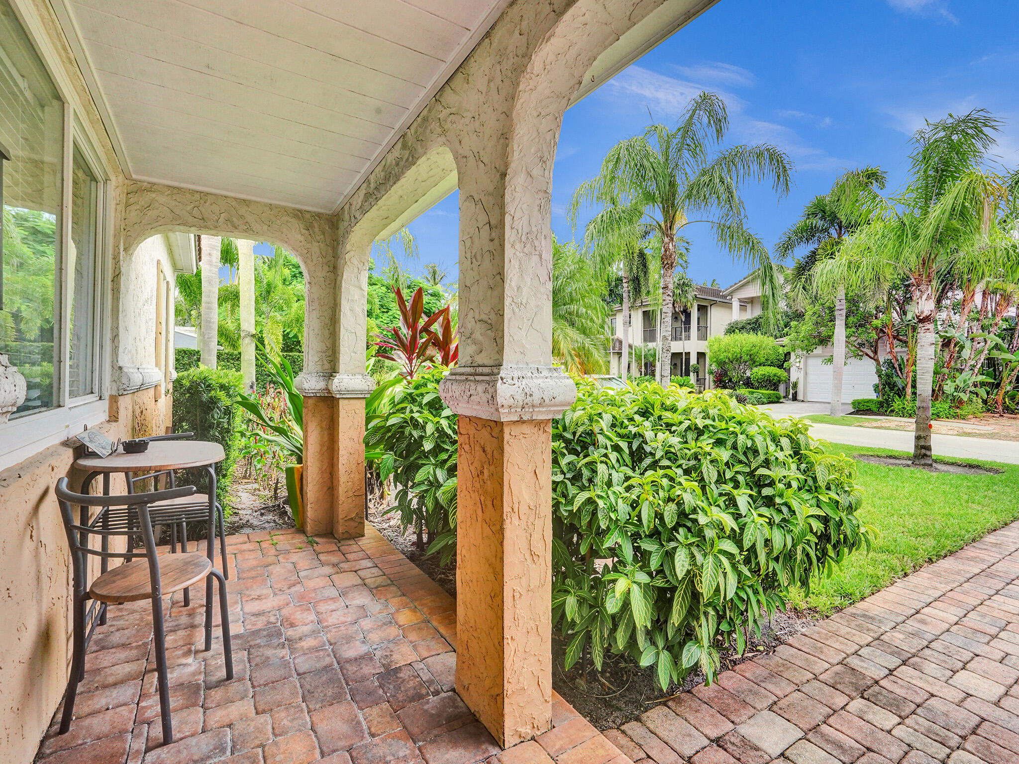 125 NE 21ST Court