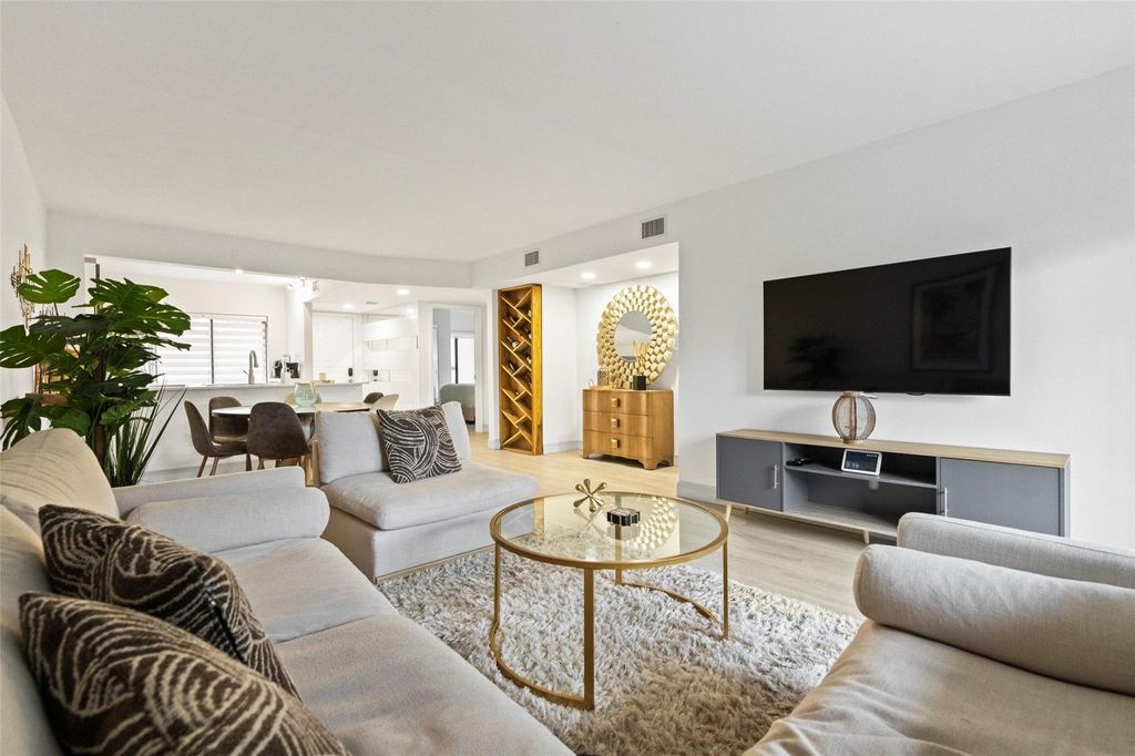 Photo of 5201 W Club Circle #104, Boca Raton, FL 33487 (MLS # F10483941)