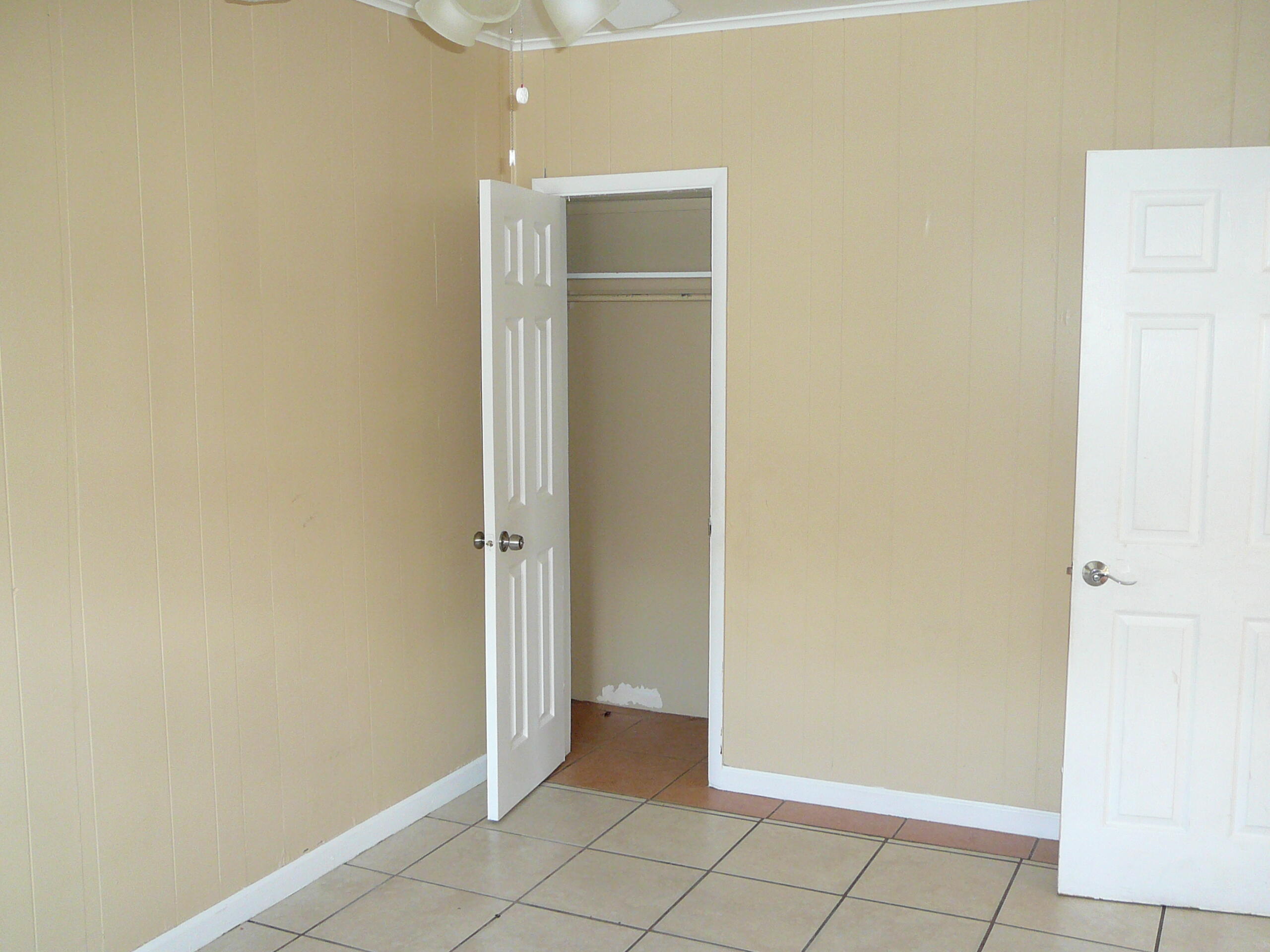 COBB'S PARK TERRACE - Residential Income