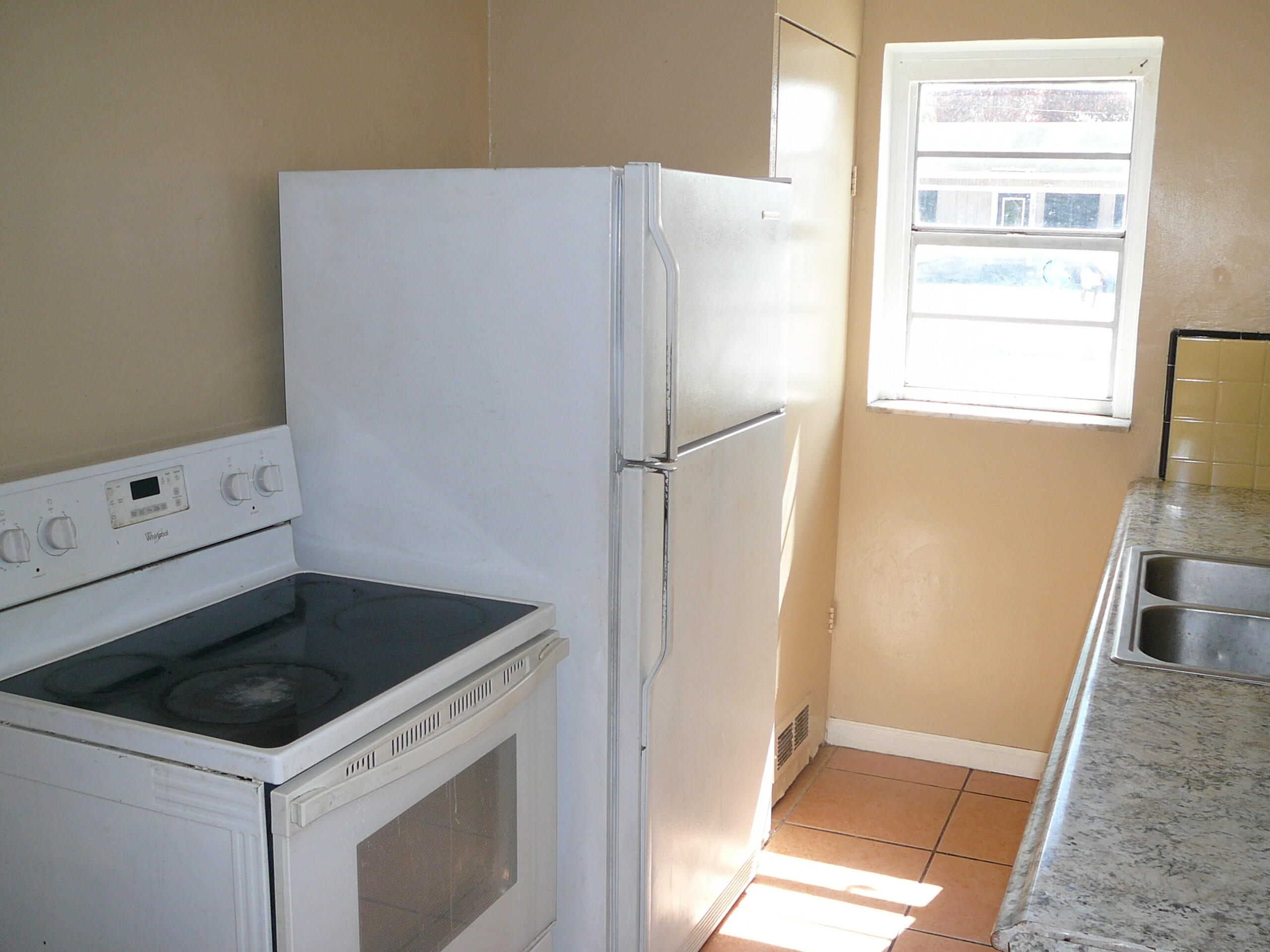 COBB'S PARK TERRACE - Residential Income