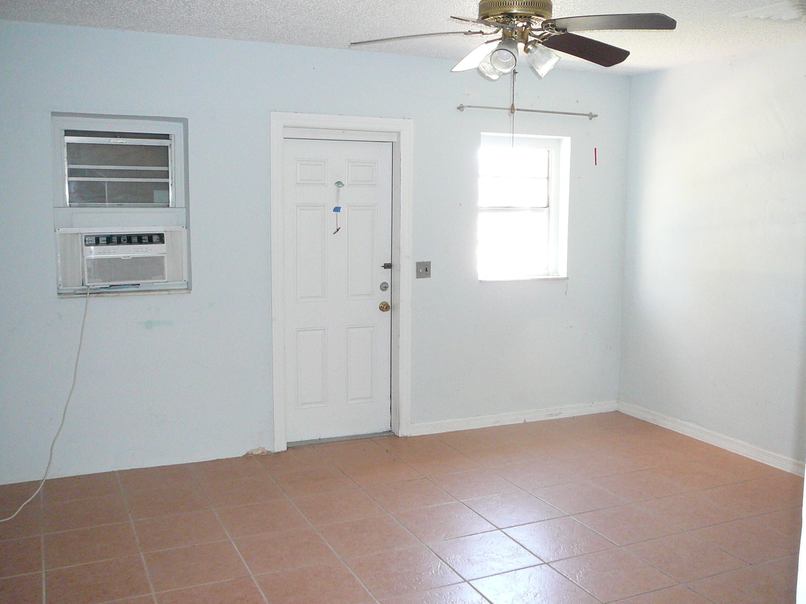 COBB'S PARK TERRACE - Residential Income