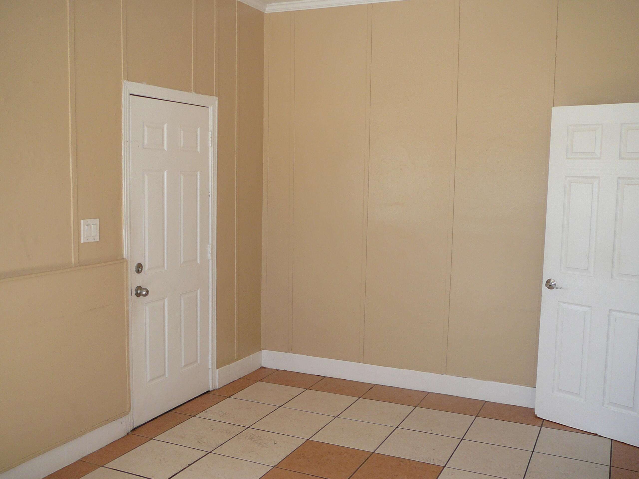 COBB'S PARK TERRACE - Residential Income