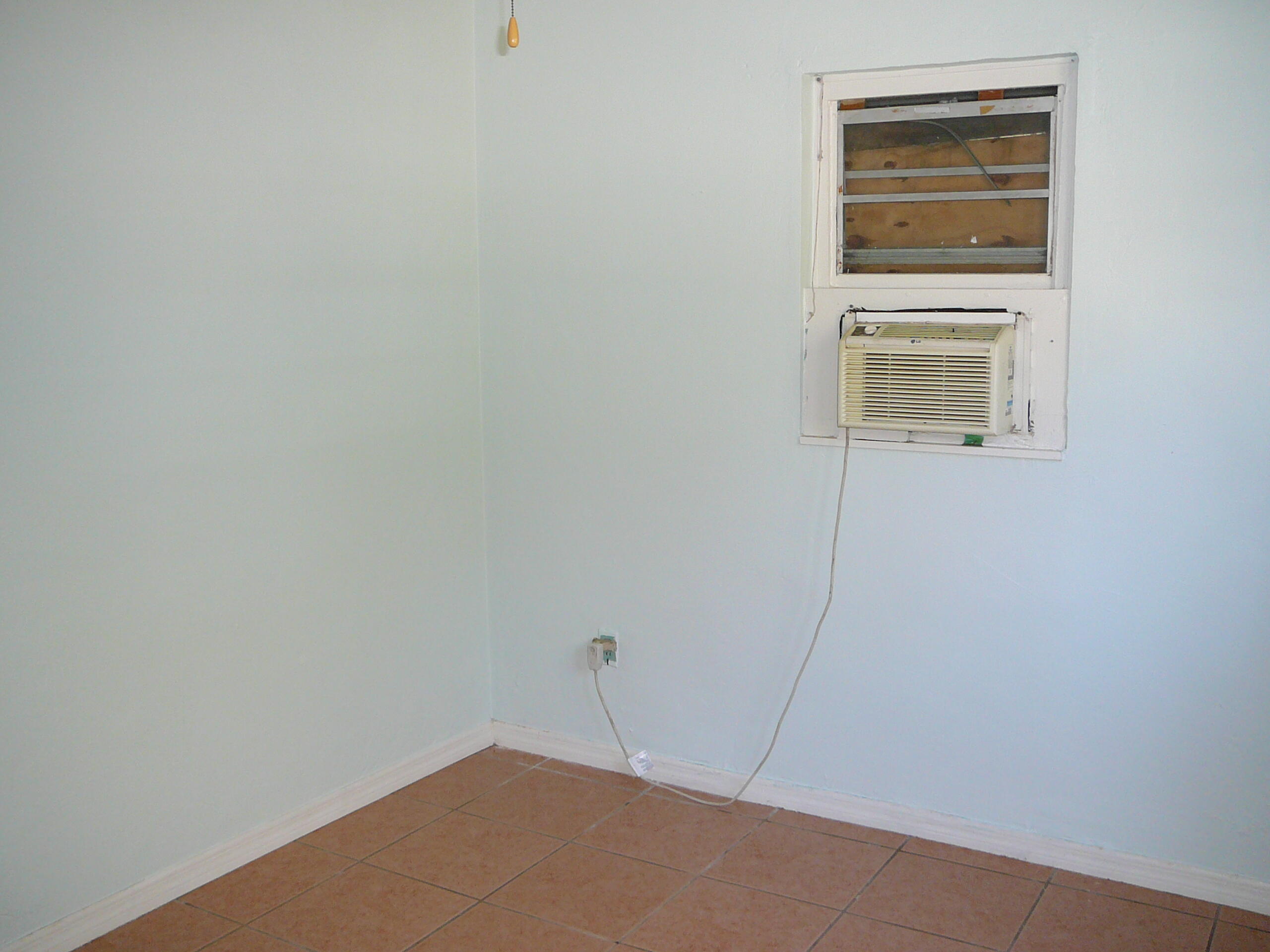 COBB'S PARK TERRACE - Residential Income