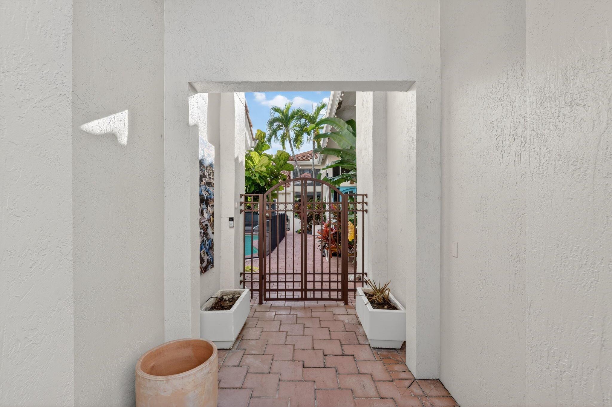 LOS RAYOS DE SOL PH 2 - Residential