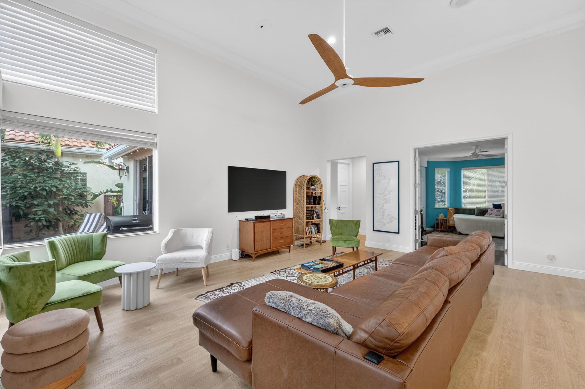 LOS RAYOS DE SOL PH 2 - Residential