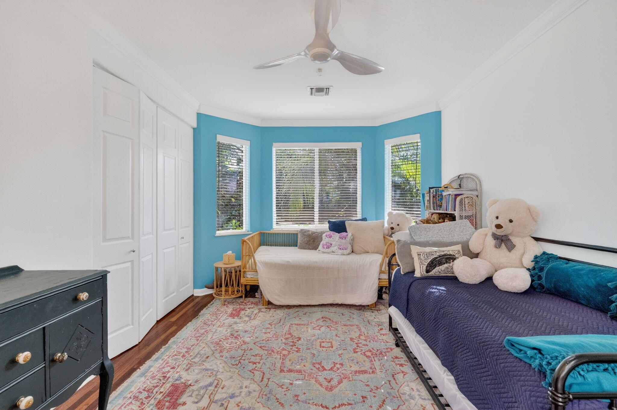 LOS RAYOS DE SOL PH 2 - Residential