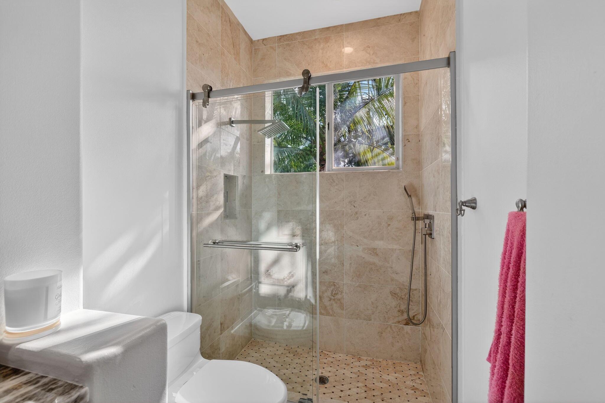 LOS RAYOS DE SOL PH 2 - Residential