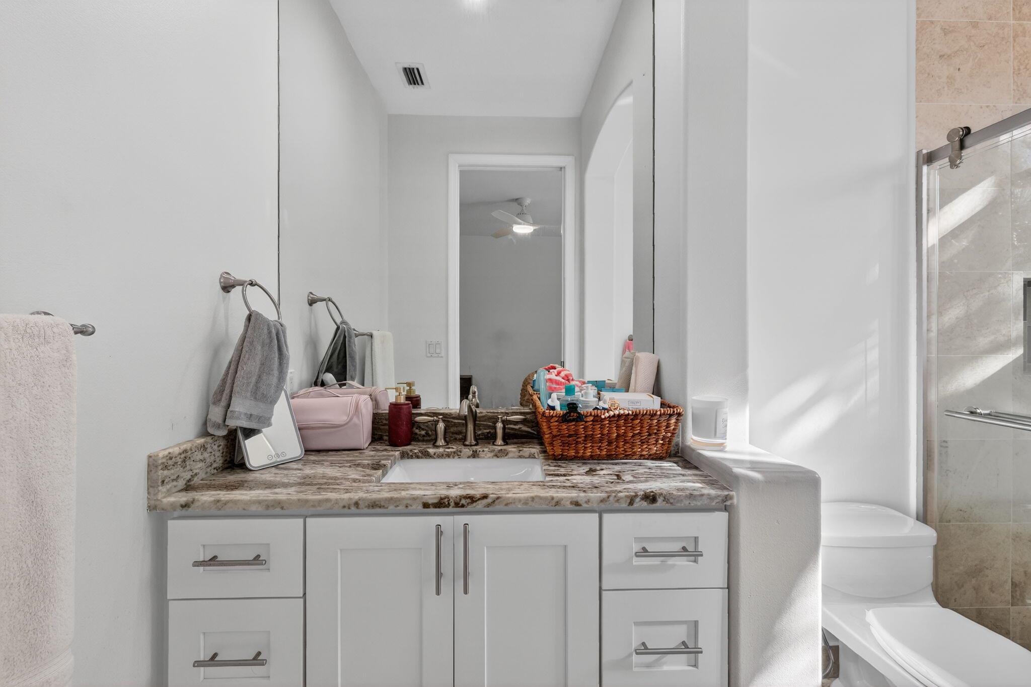 LOS RAYOS DE SOL PH 2 - Residential