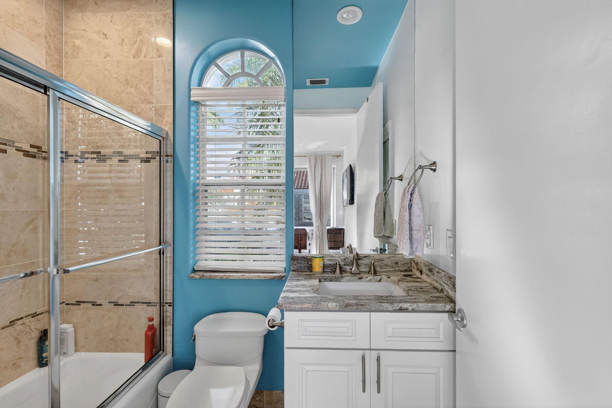 LOS RAYOS DE SOL PH 2 - Residential