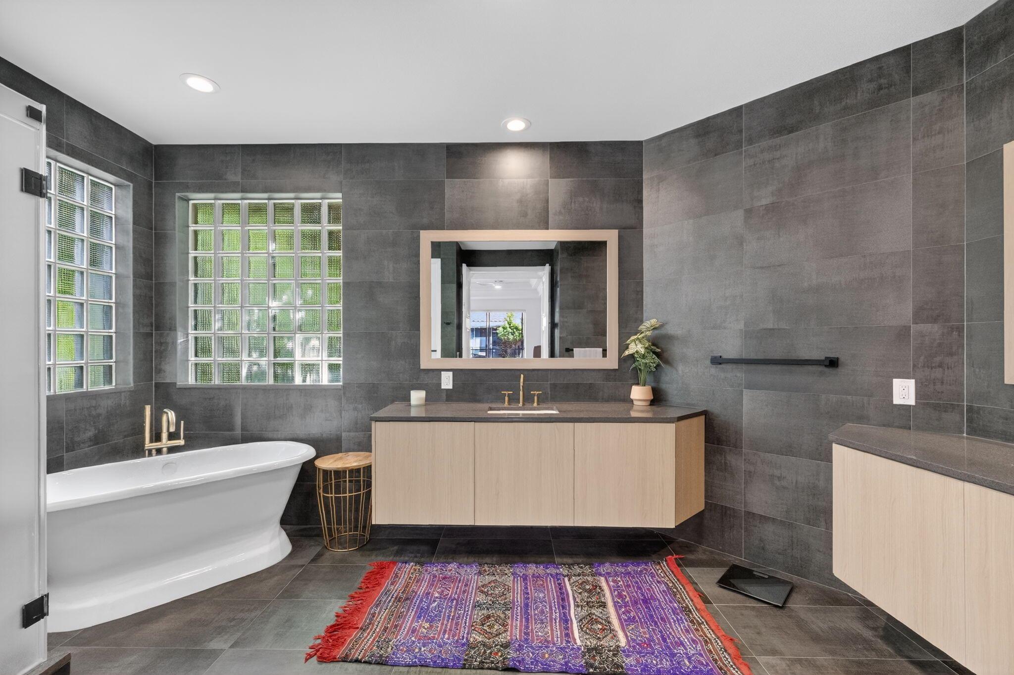 LOS RAYOS DE SOL PH 2 - Residential