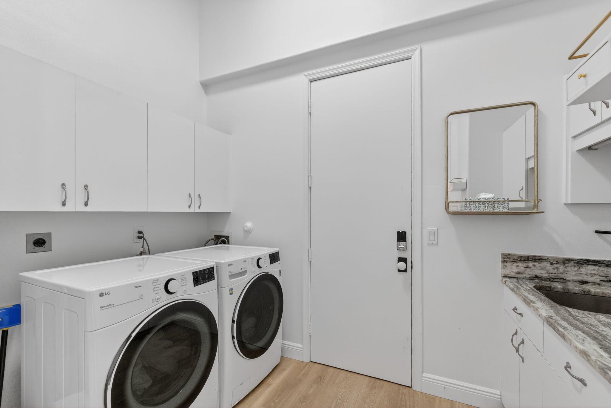 LOS RAYOS DE SOL PH 2 - Residential