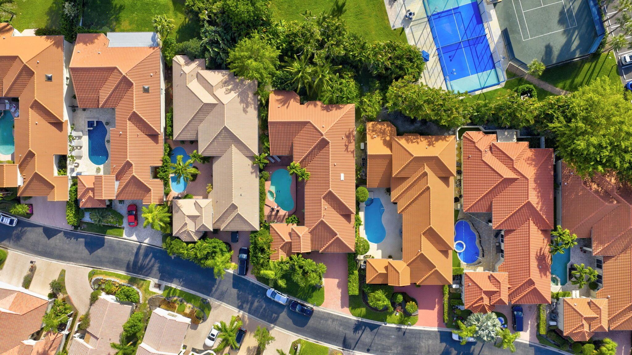 LOS RAYOS DE SOL PH 2 - Residential