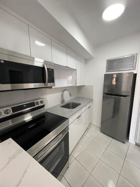 11 SW 52nd Avenue 7A Coral Gables FL 33134