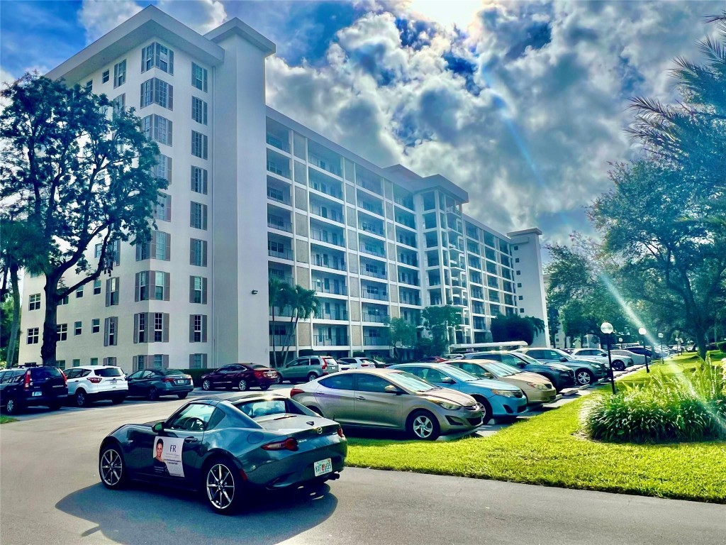 Palm Aire - Residential