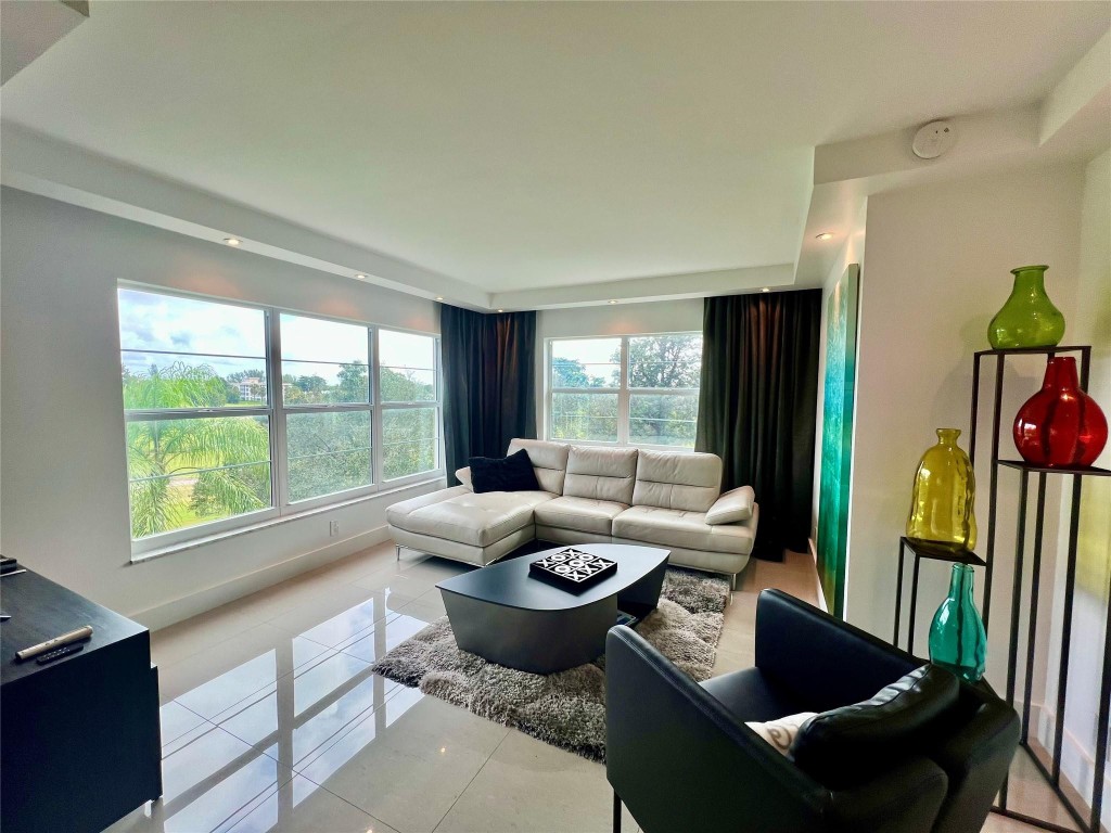 Palm Aire - Residential