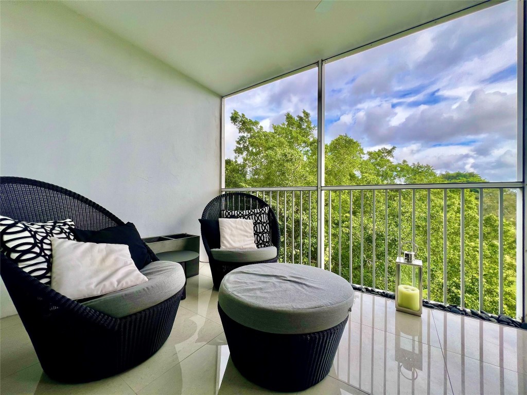 Palm Aire - Residential