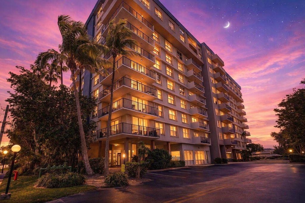 Photo of 1625 SE 10th Avenue #Unit 905, Fort Lauderdale, FL 33316 (MLS # B26021039)