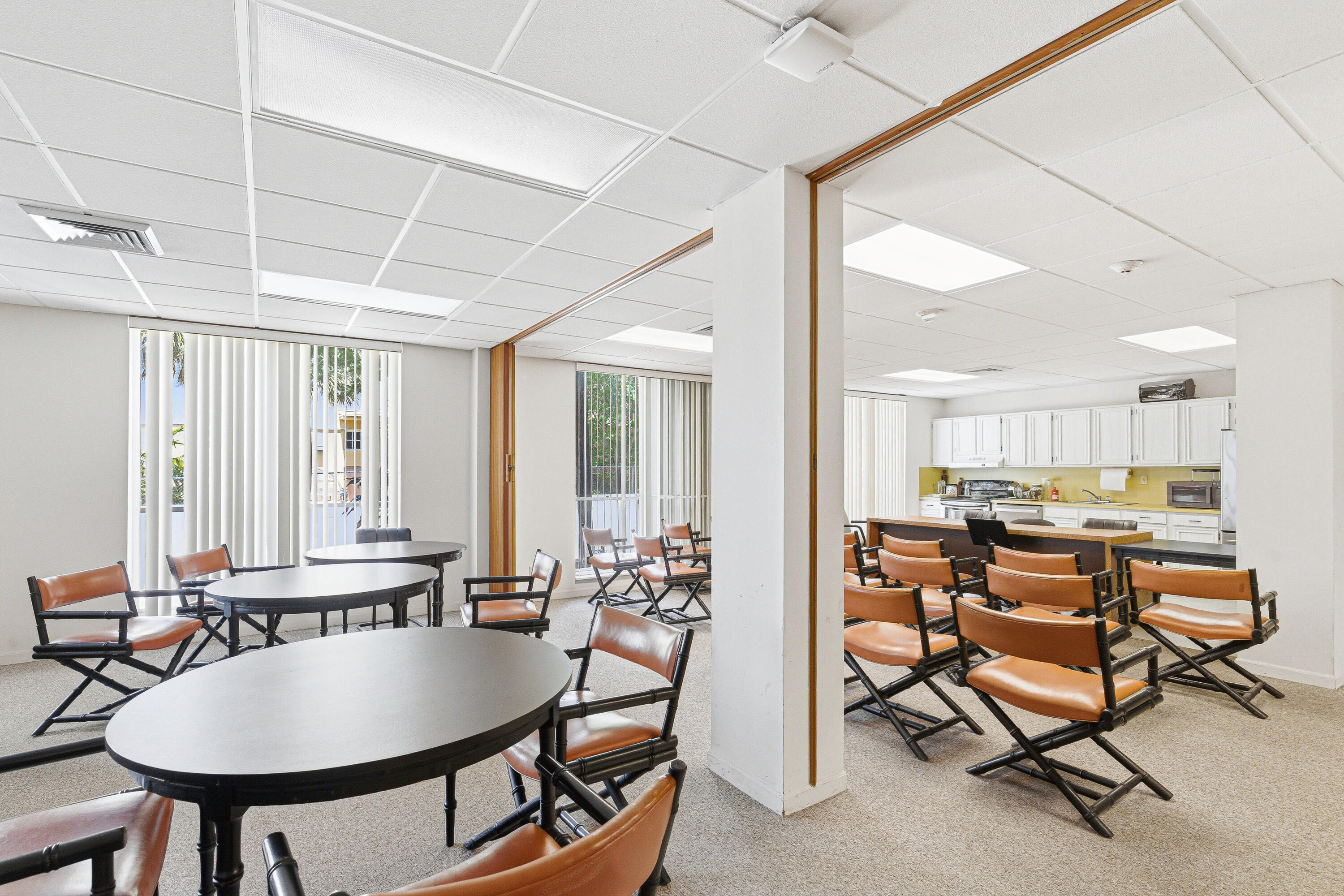 RUNAWAY BAY CONDO - Residential